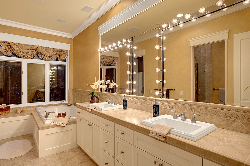 bathroom staging