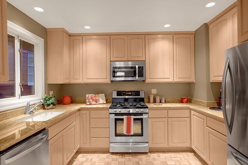 kitchen staging